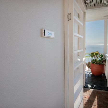 Apartamento A Whale Of A Time Fish Hoek Exterior foto