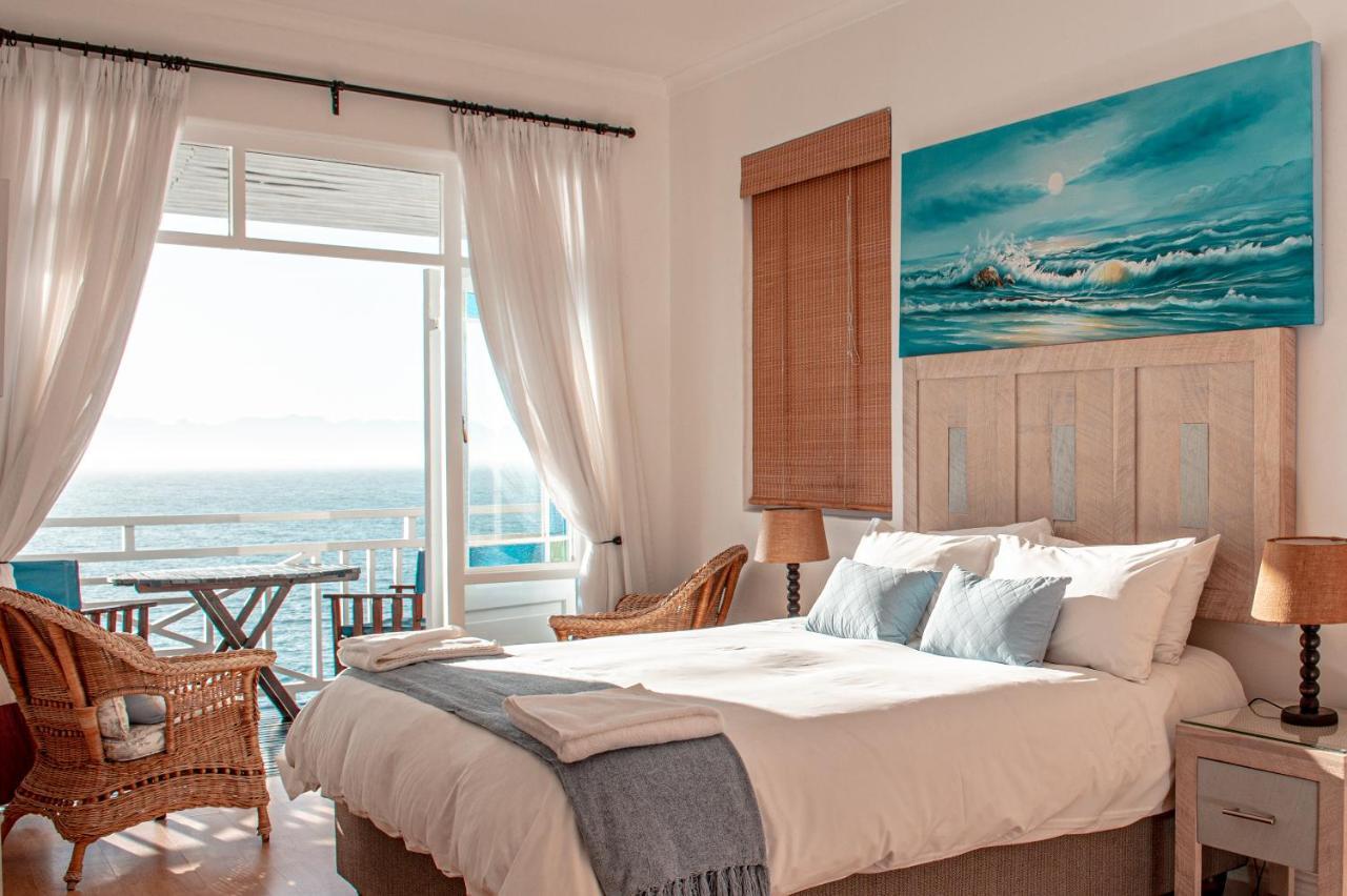 Apartamento A Whale Of A Time Fish Hoek Exterior foto